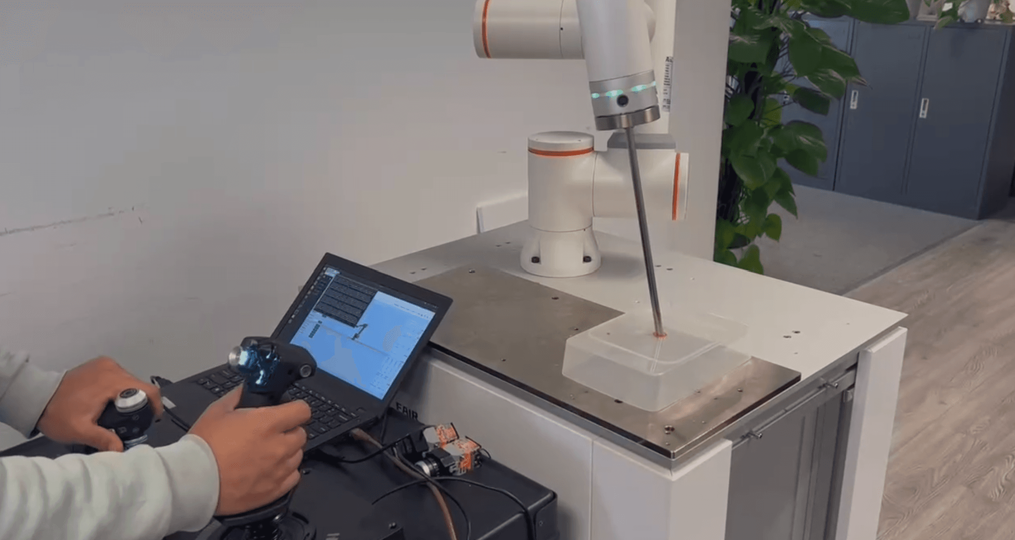 Handstick Control Demonstration for robot surgery with Fairino FR5